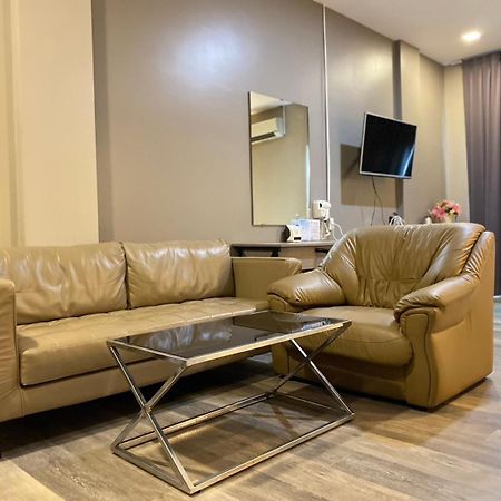Tara Park Resotel Rangsit Экстерьер фото