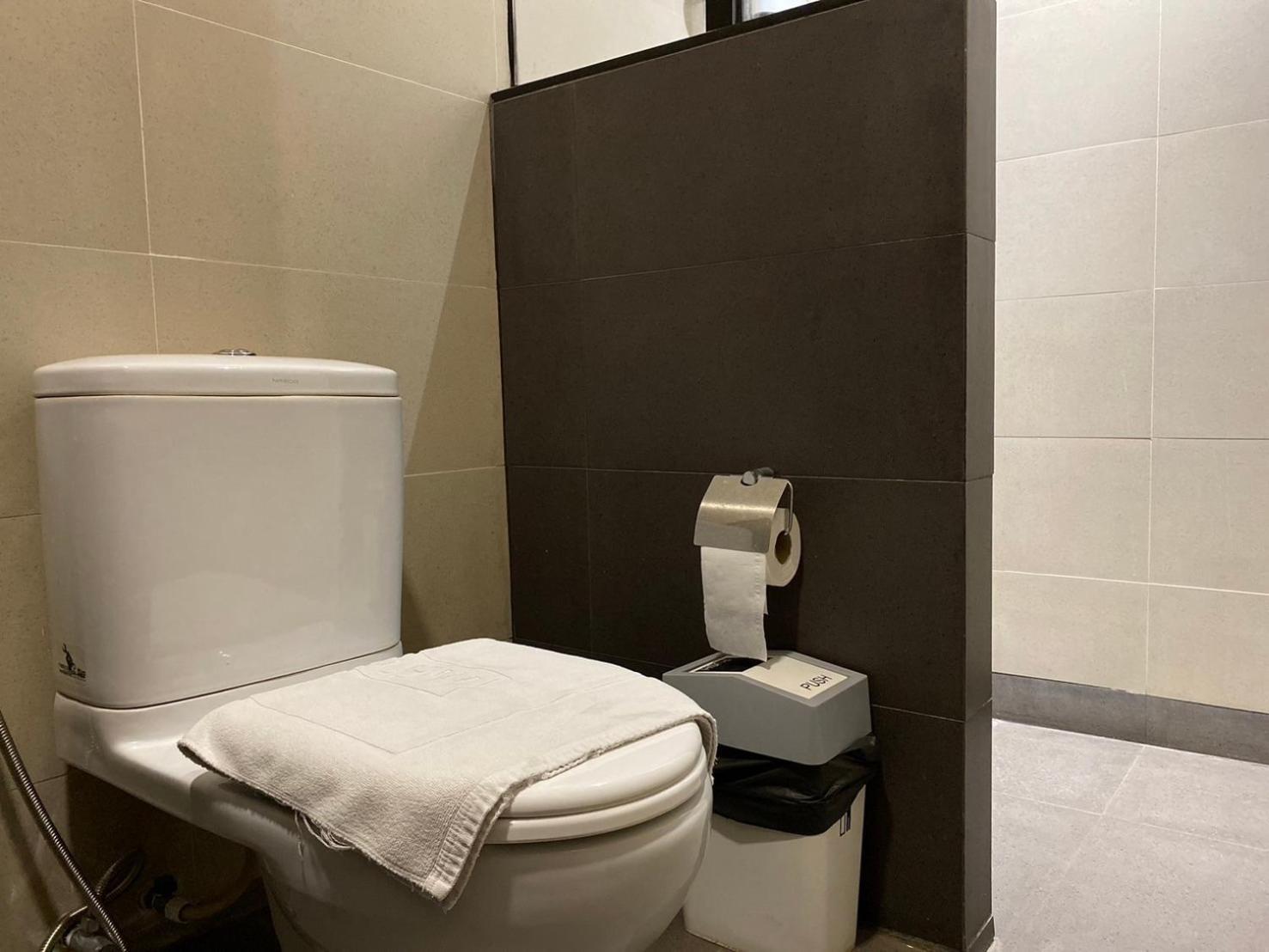 Tara Park Resotel Rangsit Экстерьер фото