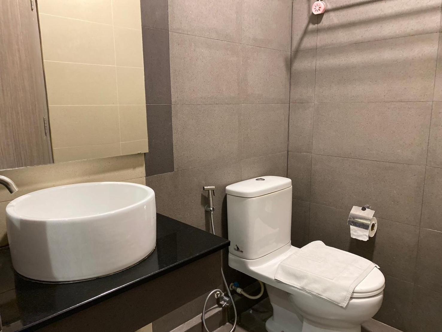 Tara Park Resotel Rangsit Экстерьер фото