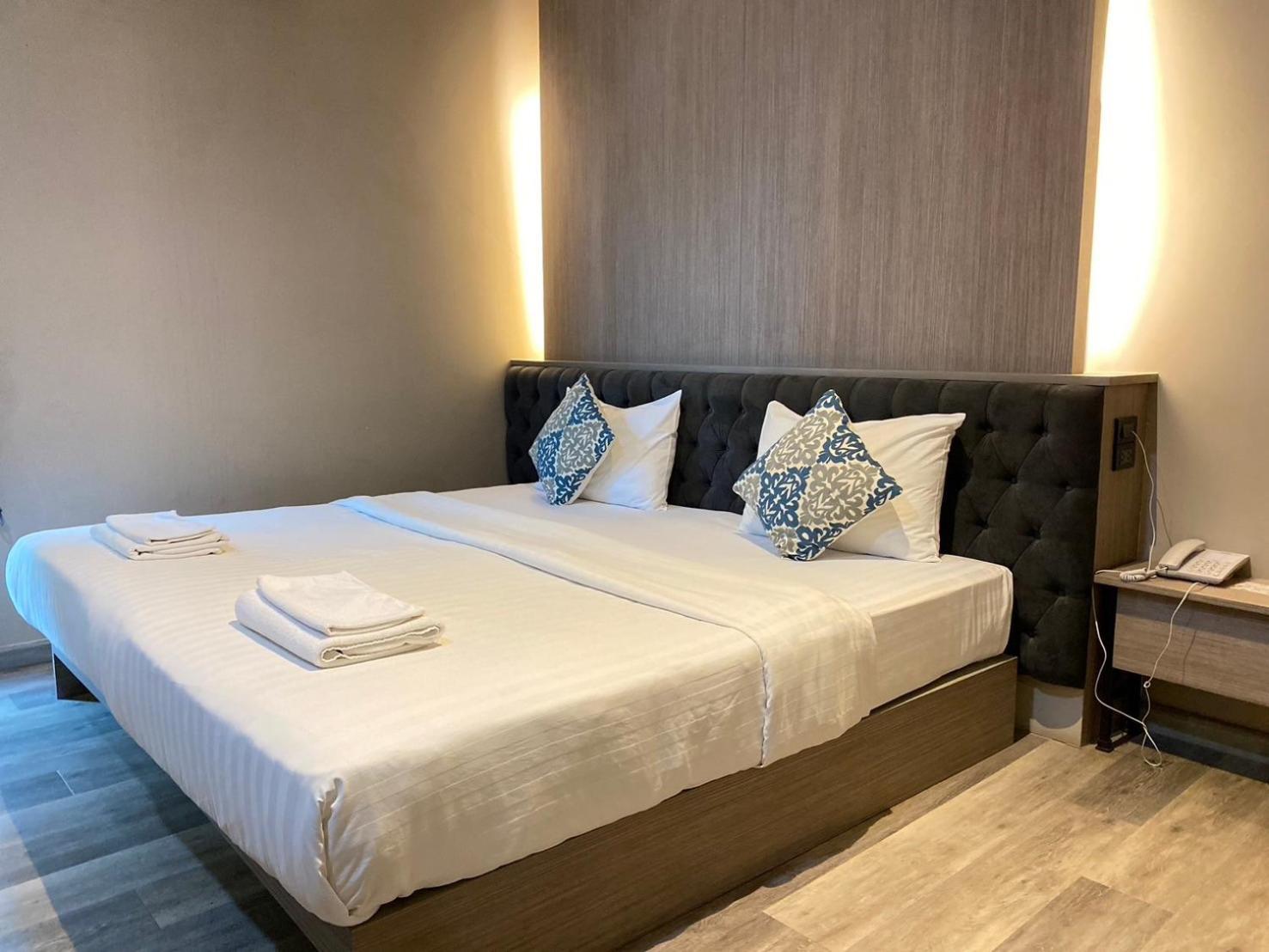Tara Park Resotel Rangsit Экстерьер фото