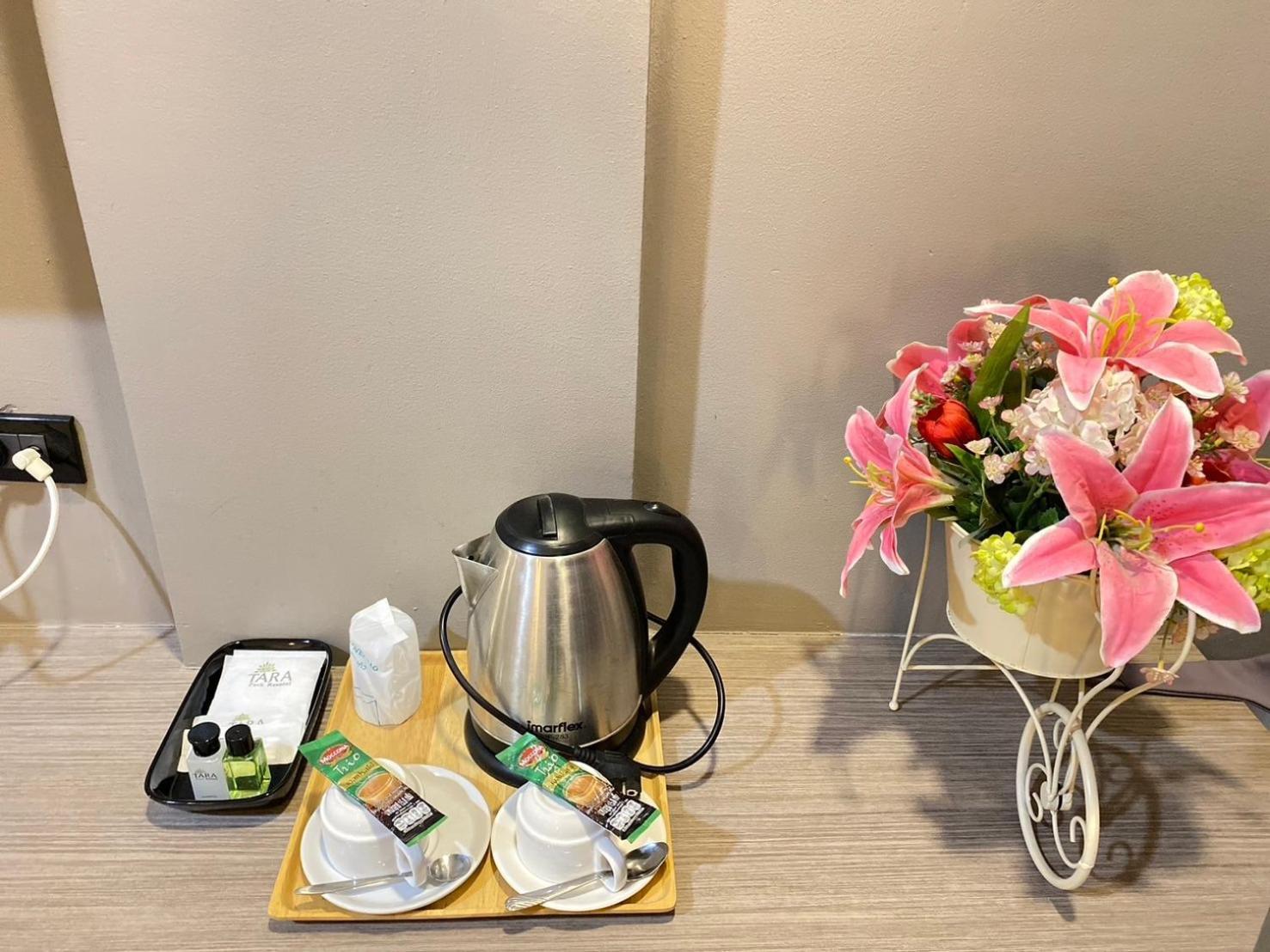 Tara Park Resotel Rangsit Экстерьер фото